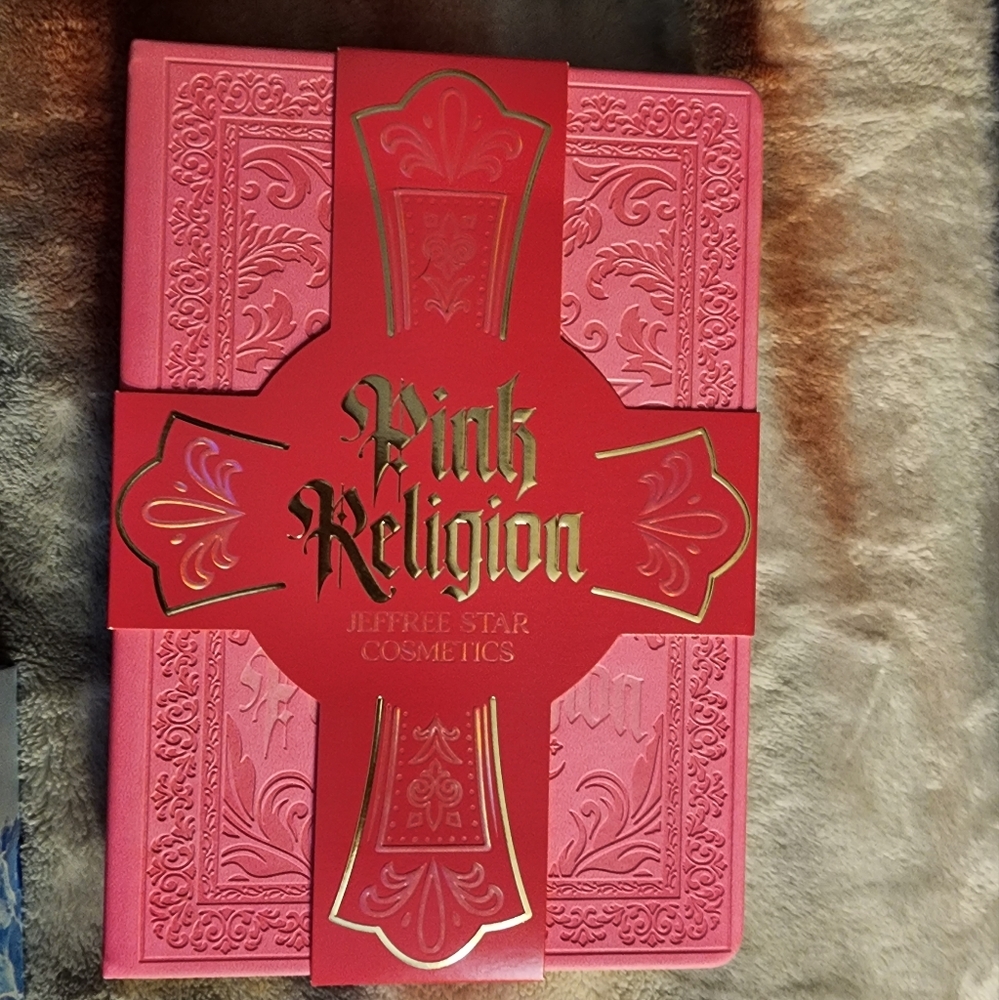 Pink Religion Eye Shadow Palette.